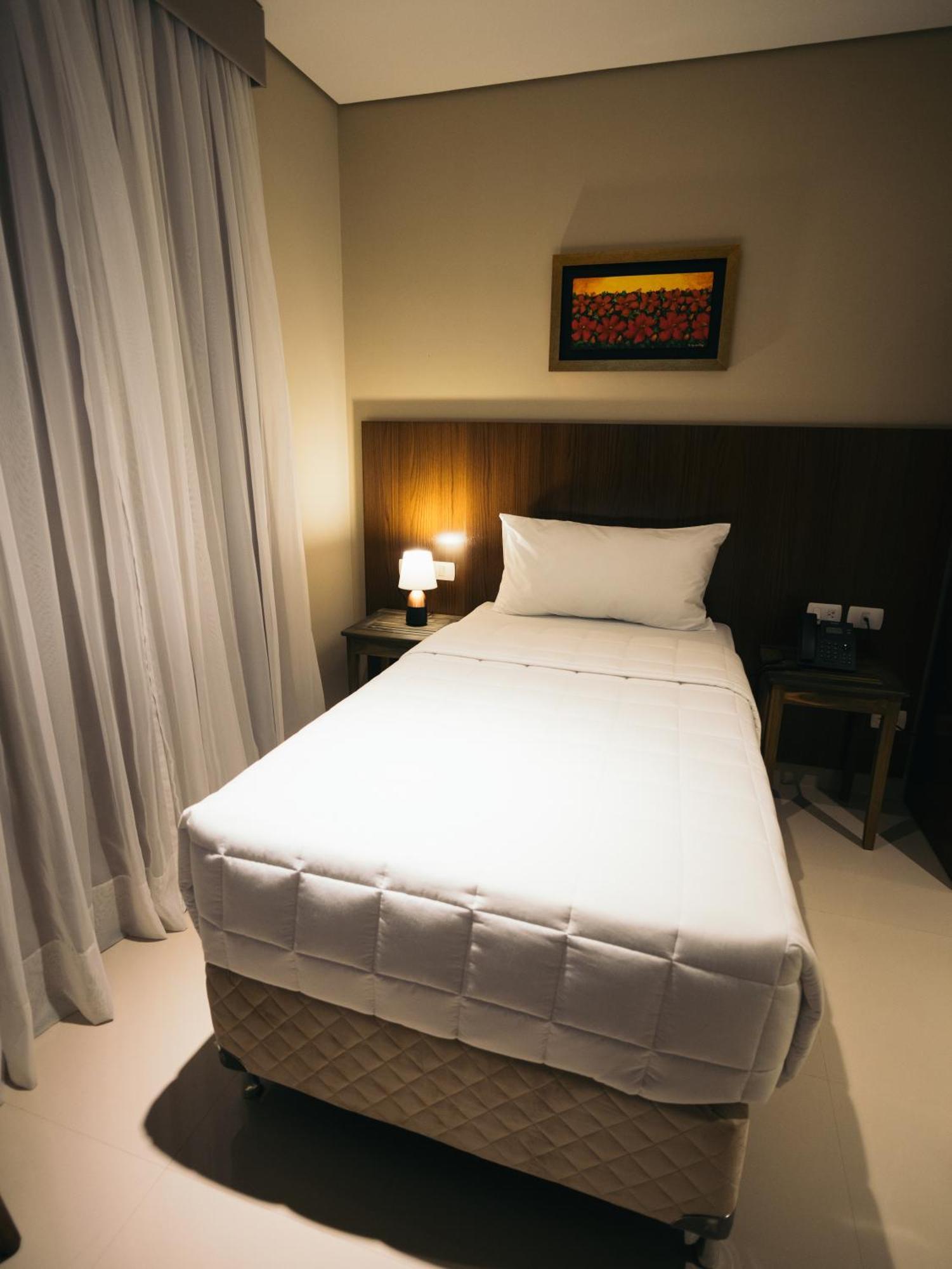 Zielo Hotel Асунсион Екстериор снимка