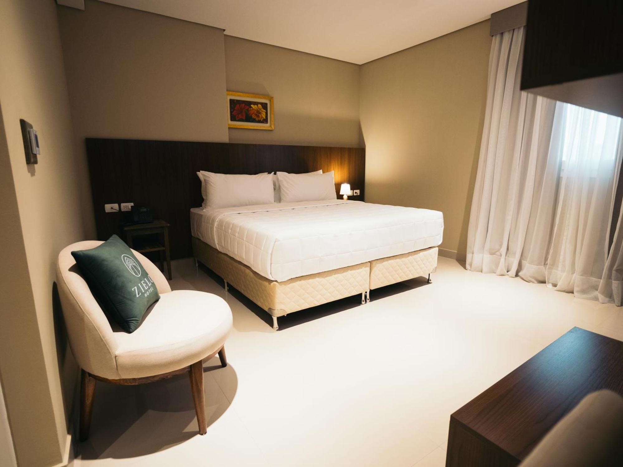 Zielo Hotel Асунсион Екстериор снимка